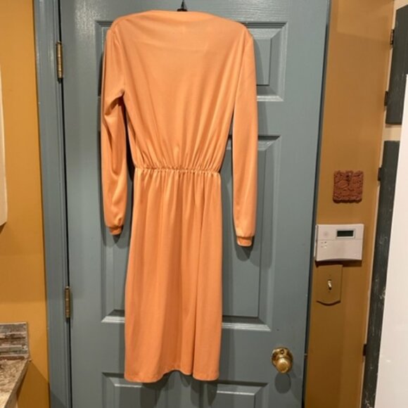 Sasson peach colored long sleeved dress 70s, small - Picture 2 of 6